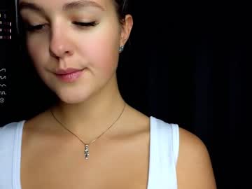 webcam girl beverly_hillls live cam image #8166567
