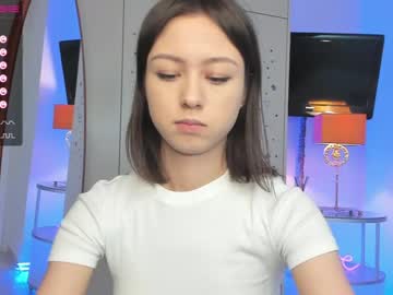 webcam girl dora_mur live cam image #5499395