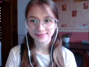 webcam girl mekyy_no_neko live cam image #4201392