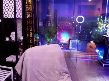 webcam girl alma_pearl live cam image #9165757