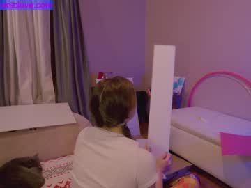 webcam girl chroniclove live cam image #4990135