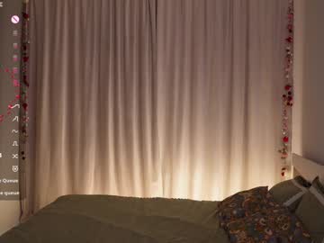 webcam girl lilla_cutie live cam image #11664173
