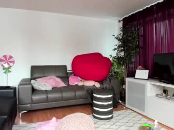 webcam girl skyewatson live cam image #8945339