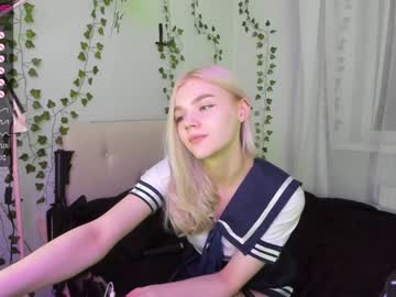 webcam girl allotropp live cam image #4031807