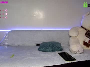 webcam girl fallen_angel_18 live cam image #5977799
