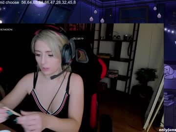 webcam girl kimilee22 live cam image #4205578