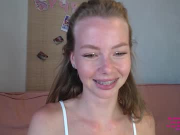 webcam girl elli_harmon live cam image #6749470