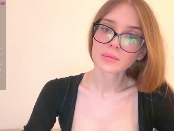 webcam tranny cutiewhitefox live cam image #6563400