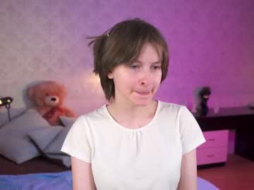 webcam girl judy_shake live cam image #9472547