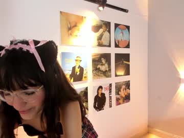 webcam girl little_effy18 live cam image #6151070