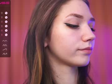 webcam girl angels_kiss live cam image #3704141