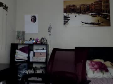 webcam girl hugetittiesgerda live cam image #2882702
