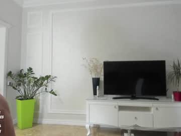 webcam girl sweety_rinushka_ live cam image #3056007