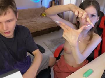 webcam couple eveandrobert live cam image #9997932