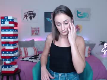 webcam girl holihurricane live cam image #3500413