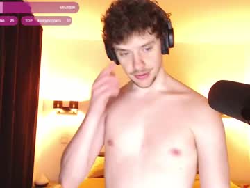 webcam man ironthud live cam image #12403341