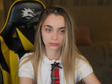 webcam girl lana_pulse live cam image #10759693