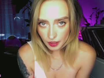 webcam girl _yvie_ live cam image #3674722