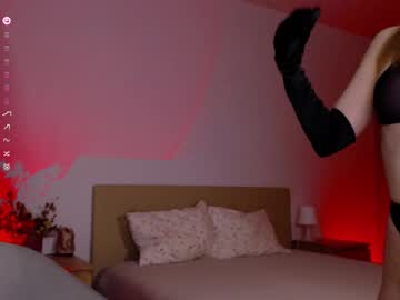webcam girl lumoore live cam image #11903059