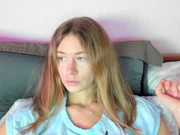 webcam girl oksanafedorova live cam image #2435317