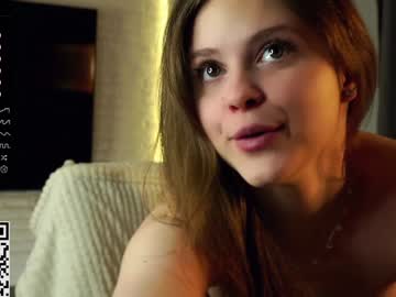 webcam girl a_whole_eternity live cam image #9134061