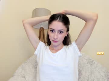 webcam girl snowww_white live cam image #3618448