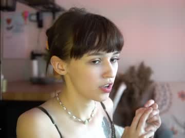 webcam girl diruriru live cam image #8809417