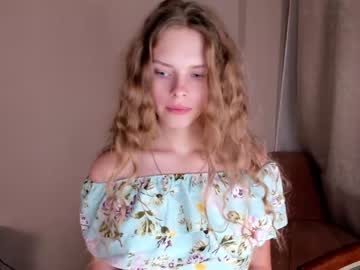 webcam girl nataly_hello live cam image #7570313