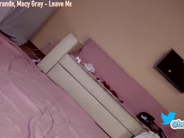 webcam girl hollyextra live cam image #3506330