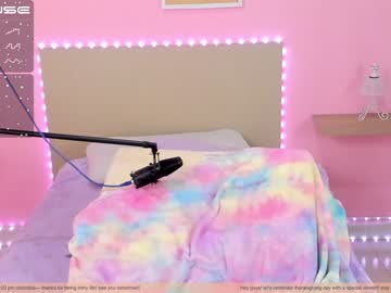 webcam girl little_effy18 live cam image #4284034