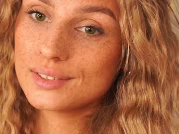 webcam girl artease live cam image #11184210