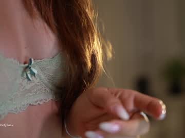 webcam girl tifalock_ live cam image #7182706