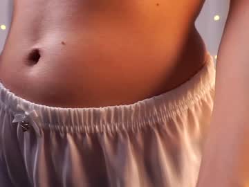 webcam girl helenmoors live cam image #7809922