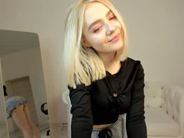 webcam girl oliviabr0wn live cam image #4256089