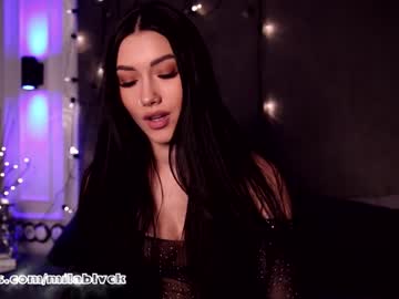 webcam girl miladenver live cam image #1453756