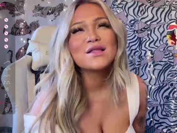webcam girl ari_02 live cam image #7536768