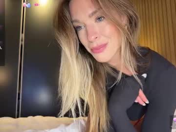 webcam girl sophielaurenxxo live cam image #10832785