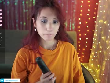 webcam girl greeny_mat live cam image #9589942