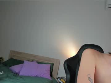 webcam girl amilia4u live cam image #10294029