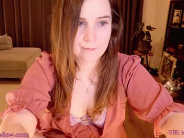 webcam girl in_tune live cam image #11809235