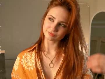 webcam girl lynnalltop live cam image #12178944