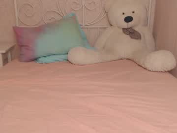 webcam girl yummyyseee live cam image #3543124