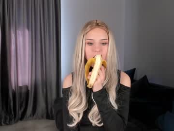 webcam girl likasummer live cam image #9464469