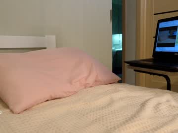 webcam girl ronny_ponny live cam image #8269393