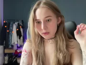 webcam girl whoisalisa live cam image #10082597