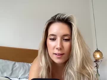 webcam girl theresasugartits live cam image #6313214