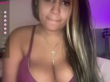 webcam girl blackgurlkitty live cam image #4907596