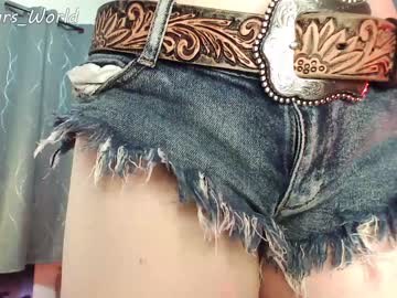 webcam girl murbears_world live cam image #2963229