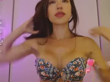 webcam girl valerie_james3 live cam image #12677204