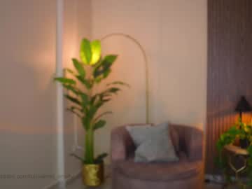 webcam girl jovanna_smith live cam image #12725230